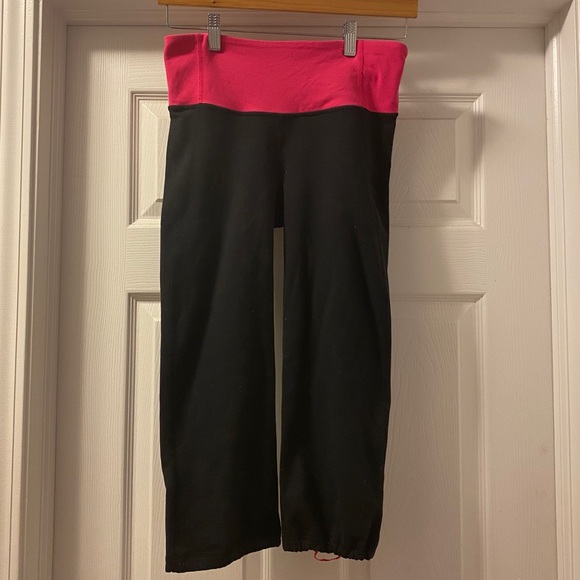 lululemon athletica Pants - Lululemon Cropped Flair Leggings - Cinched Hem